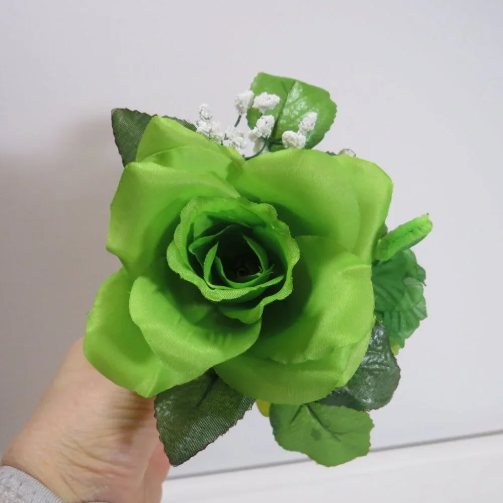 (1) Green Rose boutonniere with baby's breath Faux flower
